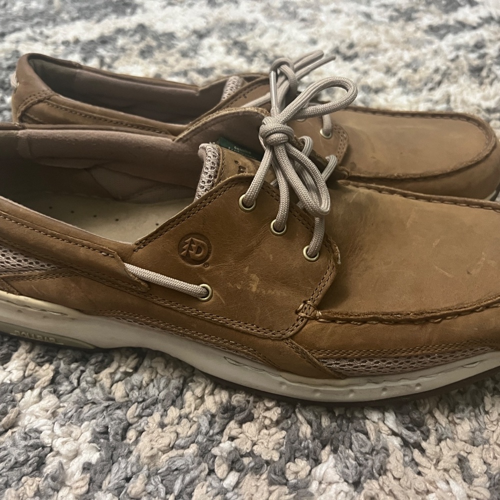 DUNHAM MEN'S CAPTAIN BOAT SHOE. SIZE 11 2E
